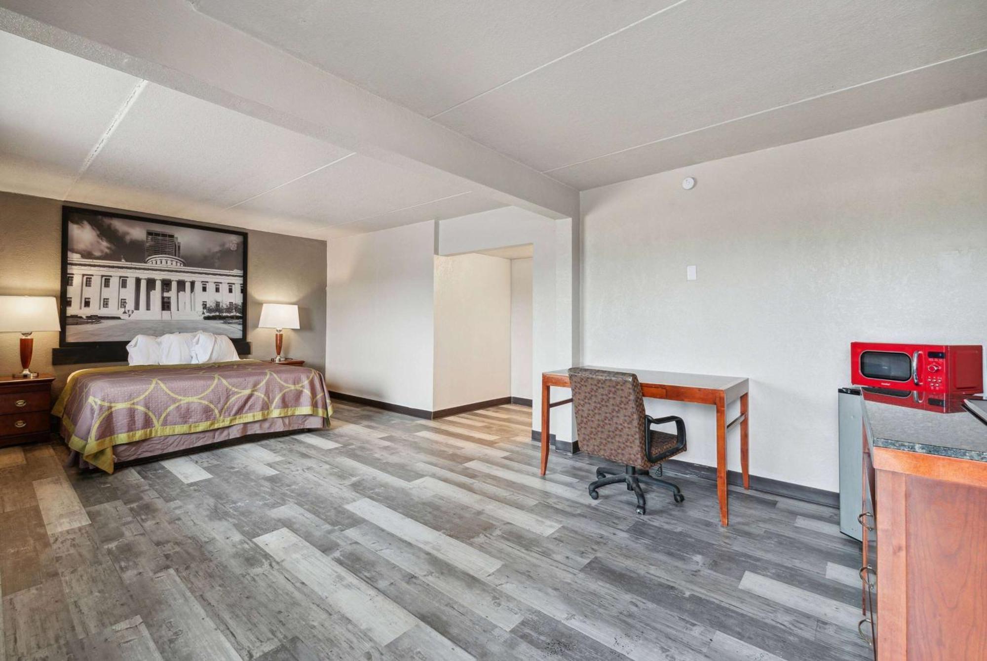 Hotel Super 8 By Wyndham Millbury/Toledo Esterno foto