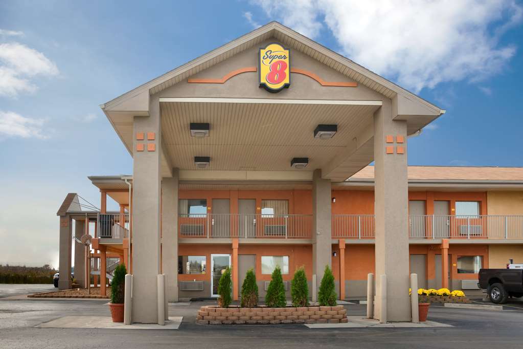 Hotel Super 8 By Wyndham Millbury/Toledo Esterno foto